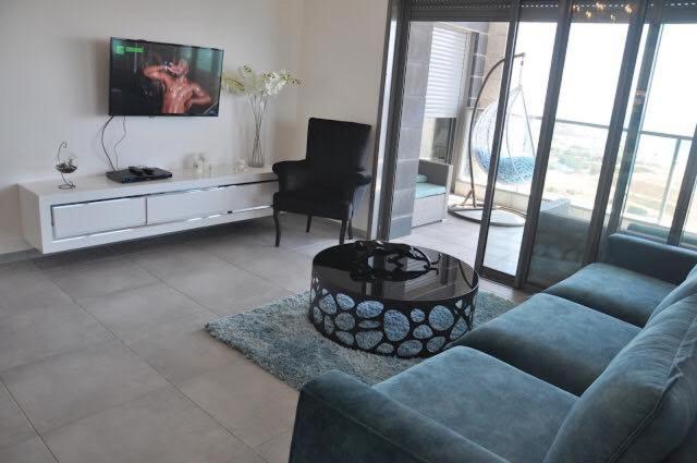 Panorama Apartment " City Garden " 바트얌 외부 사진