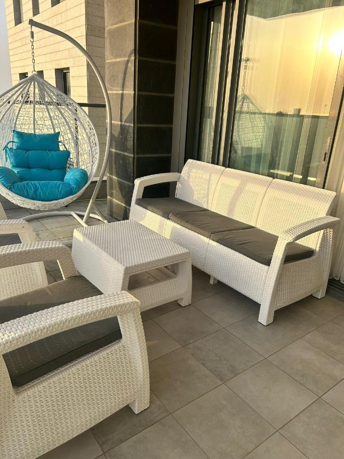 Panorama Apartment " City Garden " 바트얌 외부 사진